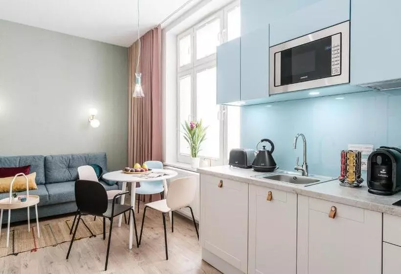 Sanhaus Apartments   Fiszera 6