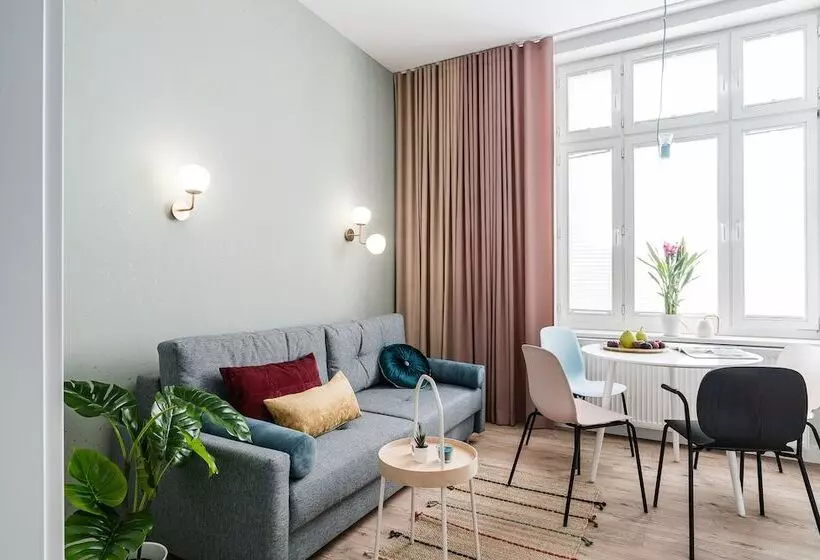 Sanhaus Apartments   Fiszera 6