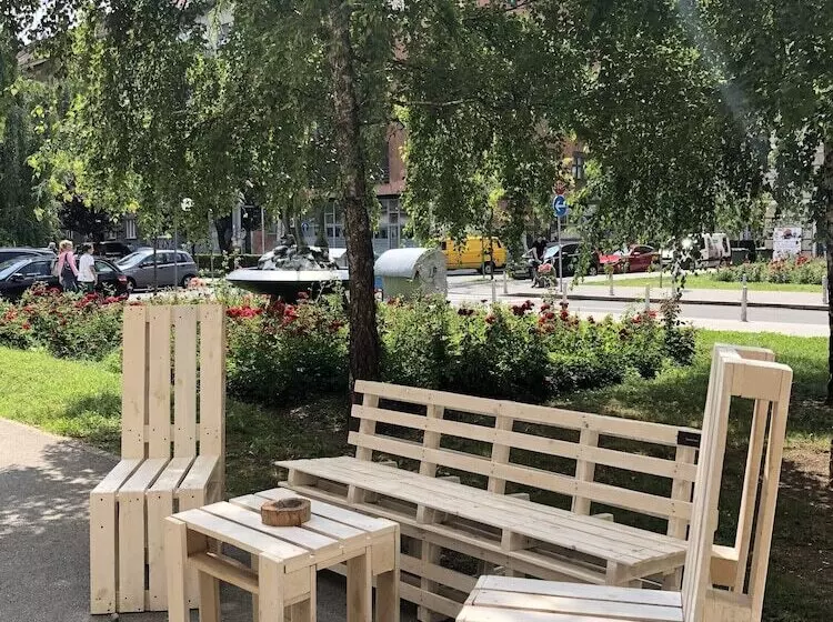 Design Studios Svi Mi