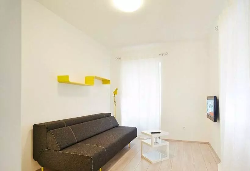 Design Studios Svi Mi