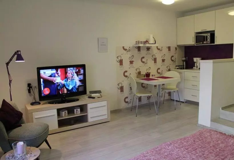 Design Studios Svi Mi