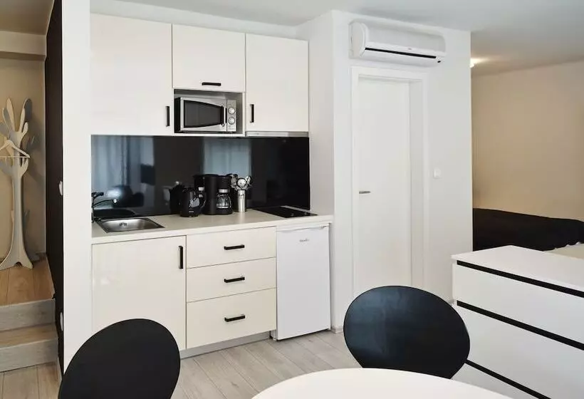 Design Studios Svi Mi