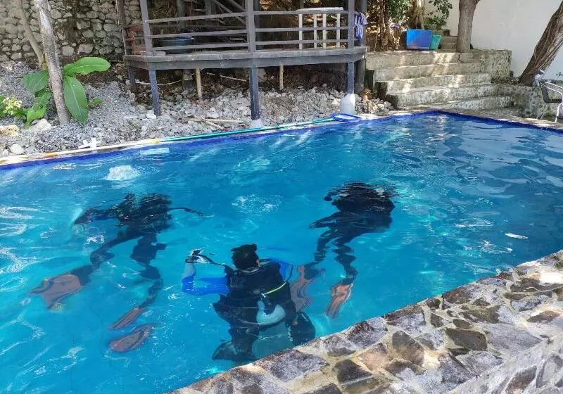 Hotelli Blue Ribbon Dive Resort