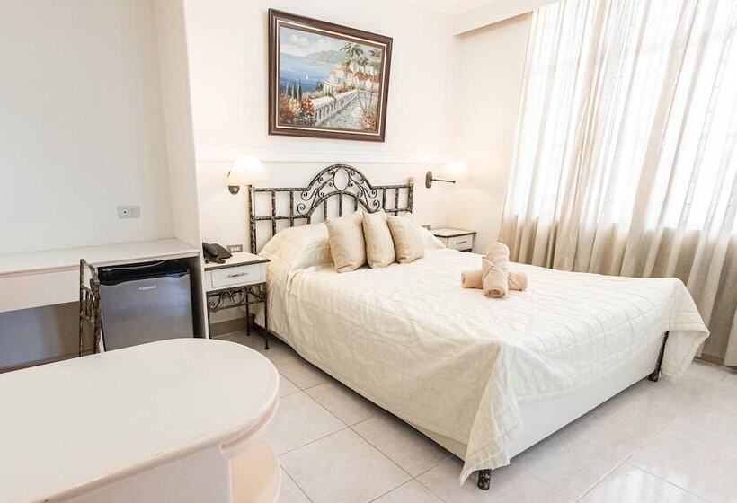 בית מלון כפרי Canelsa