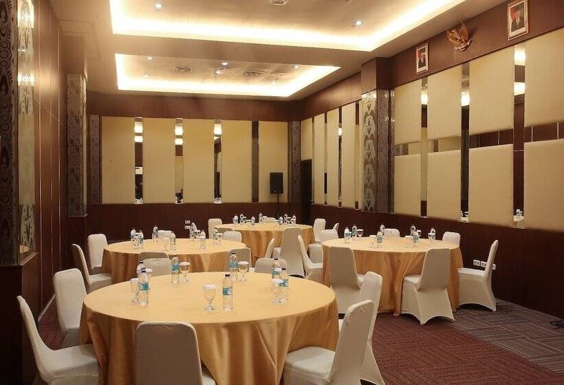 호텔 @hom Premiere Abepura By Horison