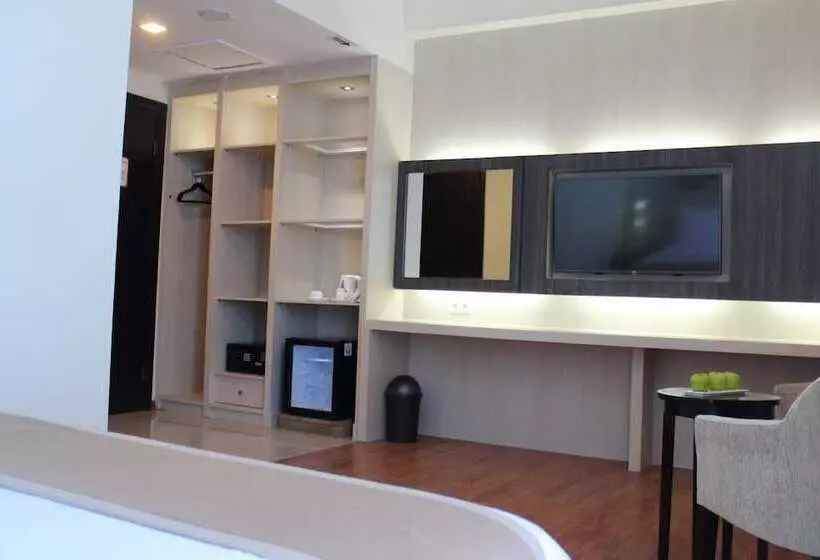 Hotelli @hom Premiere Abepura By Horison