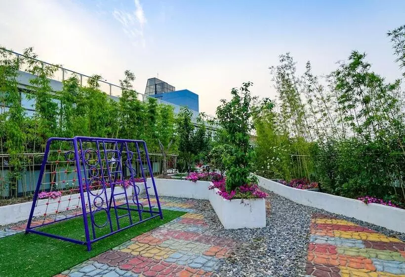 Shanghai Pudong Airport Moonlo Hotel   Pet Friendly