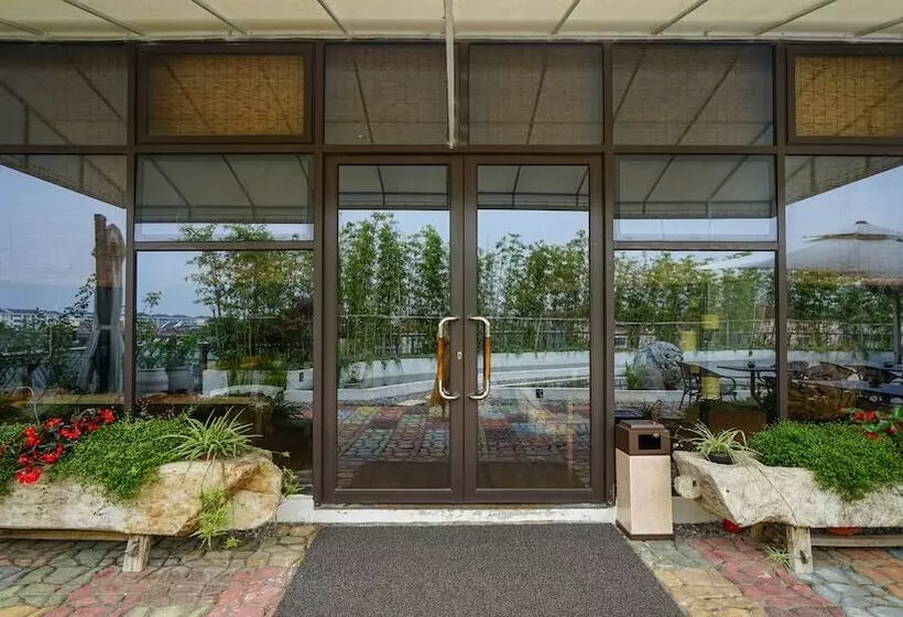 Shanghai Pudong Airport Moonlo Hotel   Pet Friendly