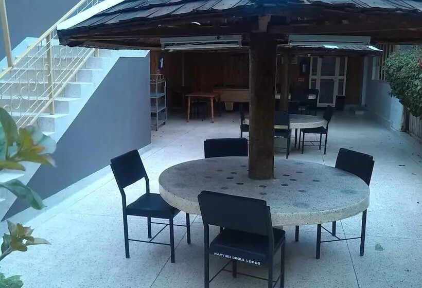 هتل Nanyuki Simba Lodge