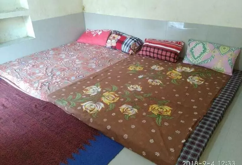 ペンション Bhajan Ashram Neelkanth