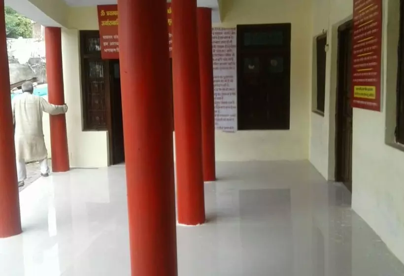 ペンション Bhajan Ashram Neelkanth