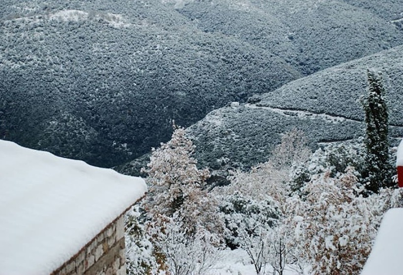 פנסיון Oreini Nafpaktia Houses
