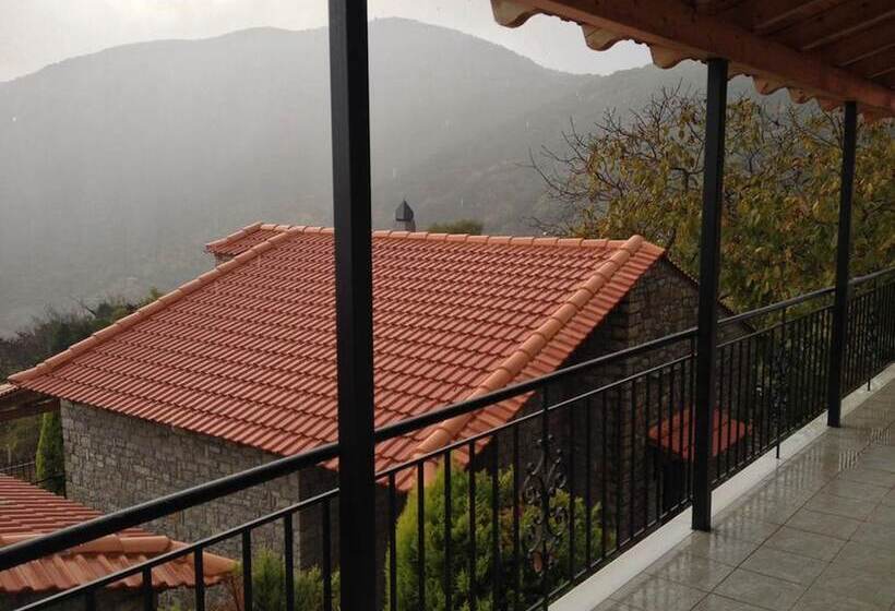 פנסיון Oreini Nafpaktia Houses