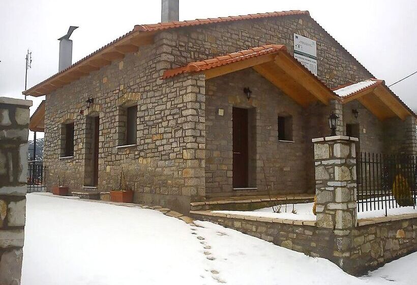 פנסיון Oreini Nafpaktia Houses