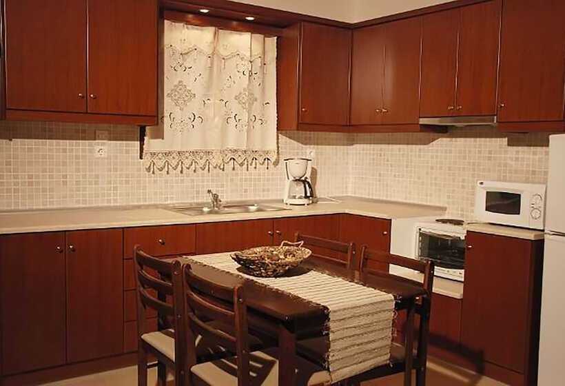 פנסיון Oreini Nafpaktia Houses