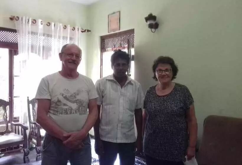 Majatalo Prasad Suomi Villa