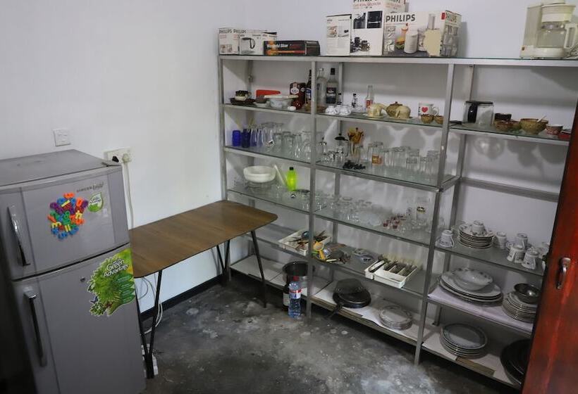 פנסיון Prasad Suomi Villa