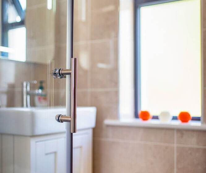 פנסיון Taim Lodge