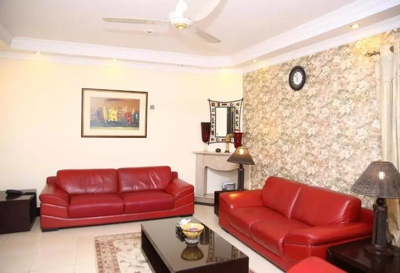 Safari Club 3 Bahria Town