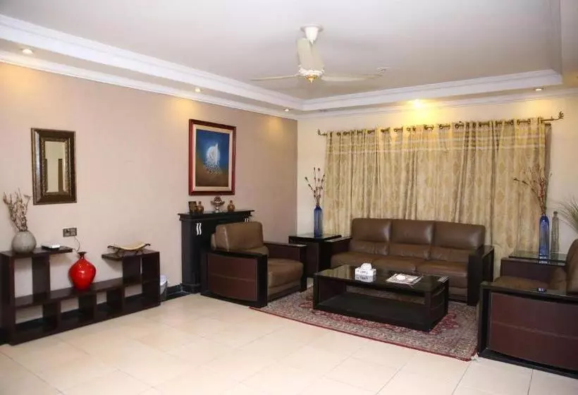 Safari Club 3 Bahria Town