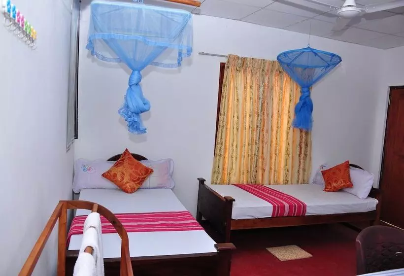 Aamiaismajoitus (B&B) Pawansa Home Stay