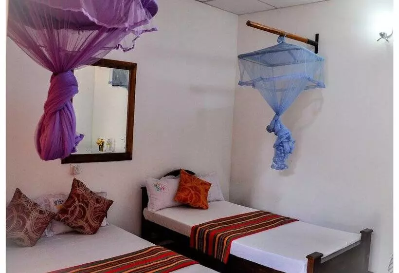 Aamiaismajoitus (B&B) Pawansa Home Stay