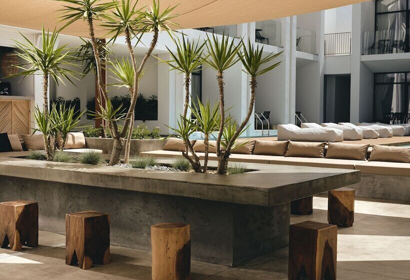 هتل Cavo Vezal   Adults Only