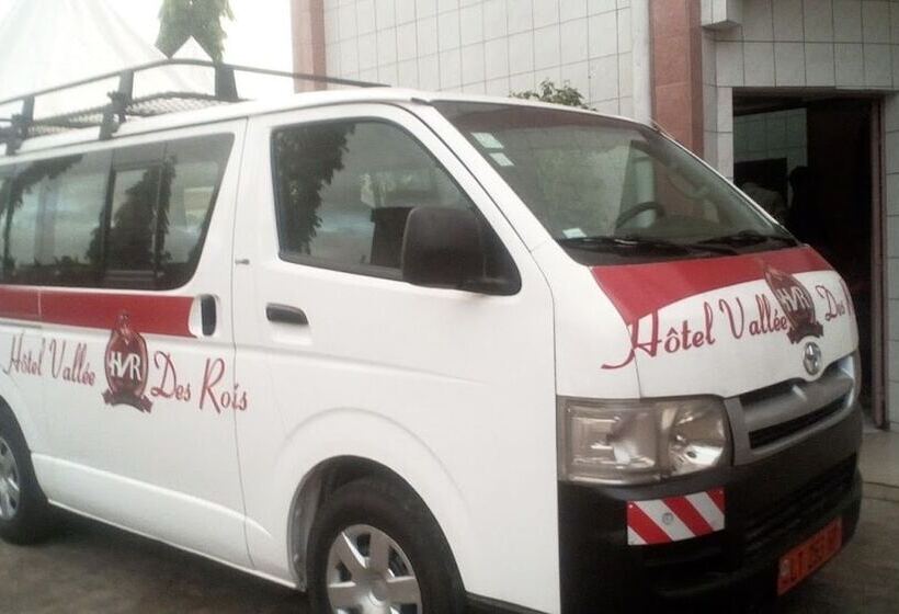 هتل Hôtel Vallée Des Rois