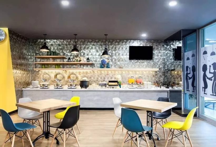 Hotelli Ibis Budget Surabaya Diponegoro