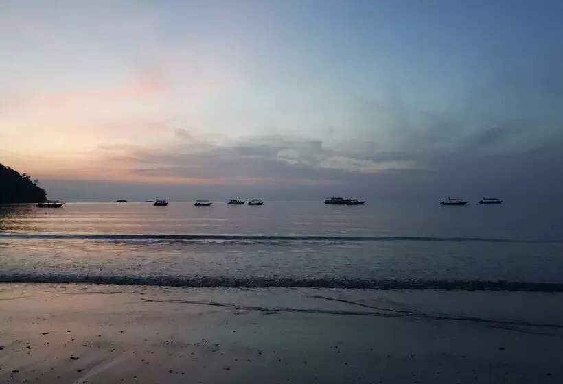 Hotelli Juara Mutiara Resort