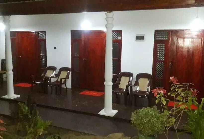 Hotel Richwin Villa Dambulla