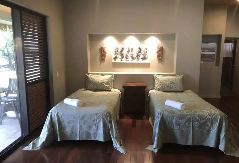 Mangaia Villas