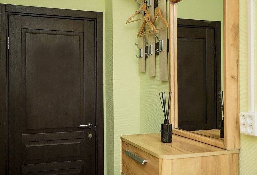 Mini Hotel Club Puteshestvennikov   Hostel