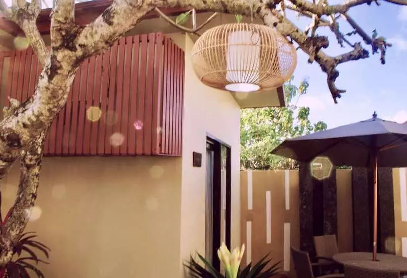 پانسیون Cozy Palm Villa