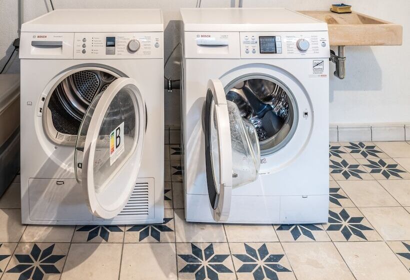 بنسيون Gruppenhaus Darmstadt