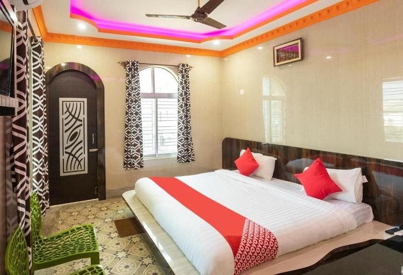 Priyadarshini By Oyo Rooms