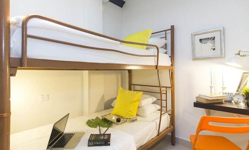The Bed Station By Goldbrick City Centre Hostel
