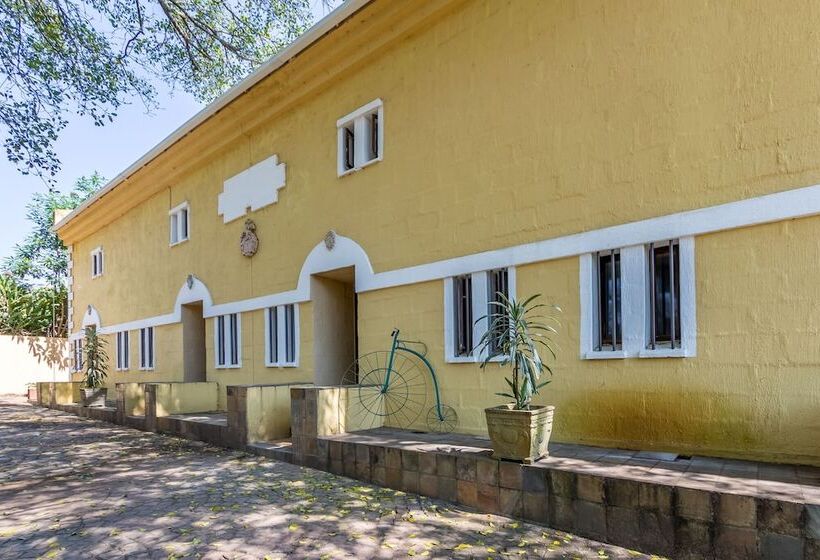 בית מלון כפרי Blue Mountain Luxury Lodge