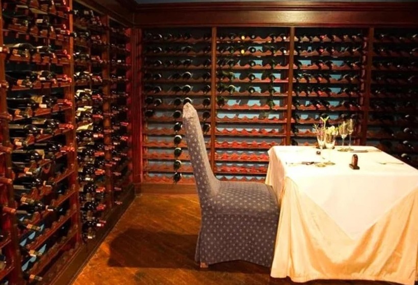 בית מלון כפרי Blue Mountain Luxury Lodge