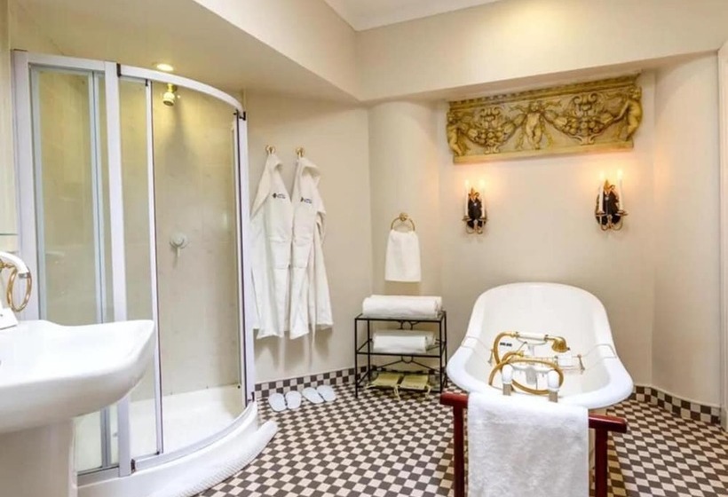 בית מלון כפרי Blue Mountain Luxury Lodge