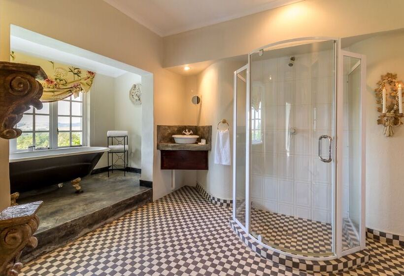 בית מלון כפרי Blue Mountain Luxury Lodge