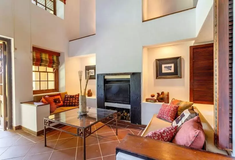 ホテル Blue Mountain Luxury Lodge