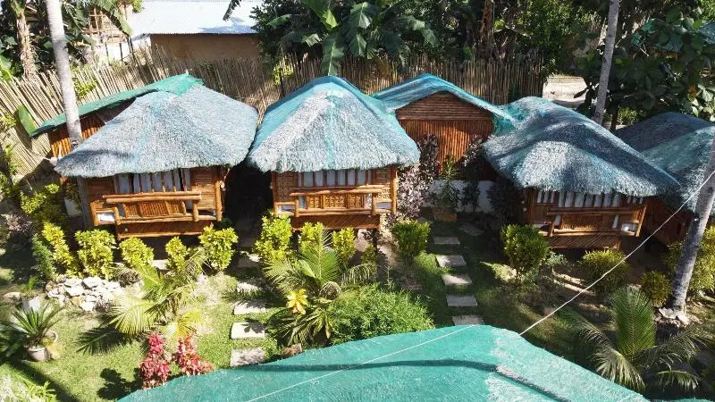 Hotelli Coco Garden Villas
