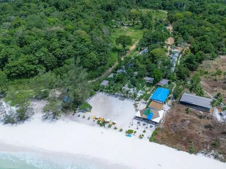 Hotelli Long Beach Resort Koh Rong