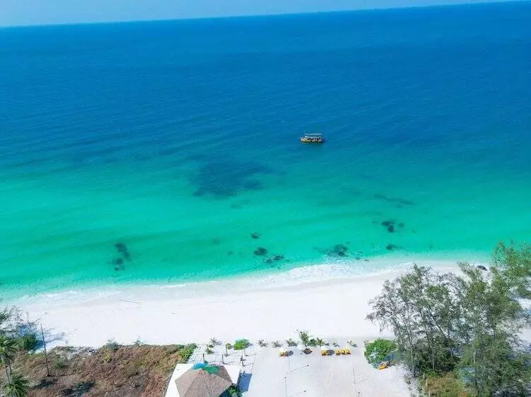 Hotelli Long Beach Resort Koh Rong