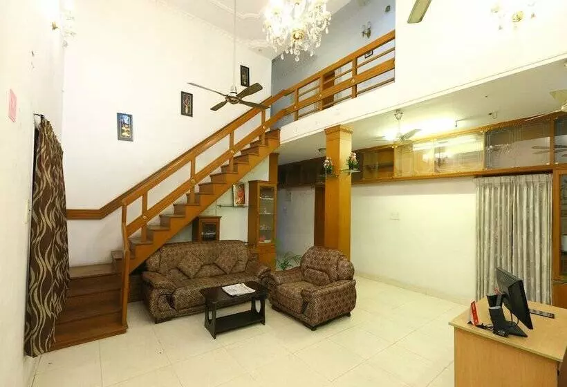 هتل Premam Serviced Apartment
