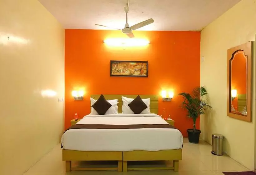 هتل Premam Serviced Apartment