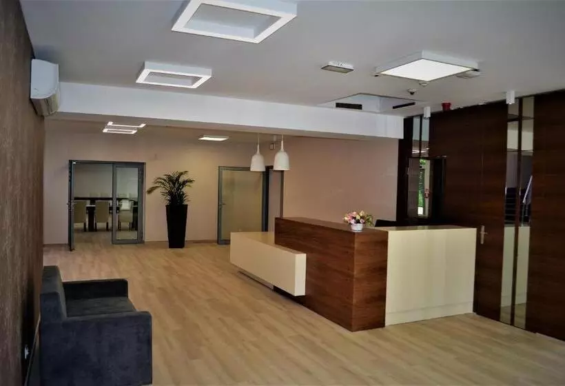 Hotelli Wielspin Puszczykowo