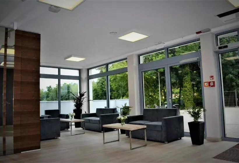 Hotelli Wielspin Puszczykowo