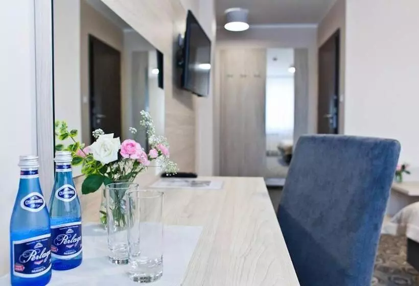 Hotelli Wielspin Puszczykowo